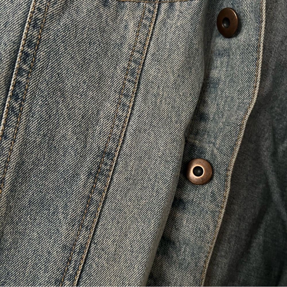 Aeropostale jean jacket - Picture 7 of 8